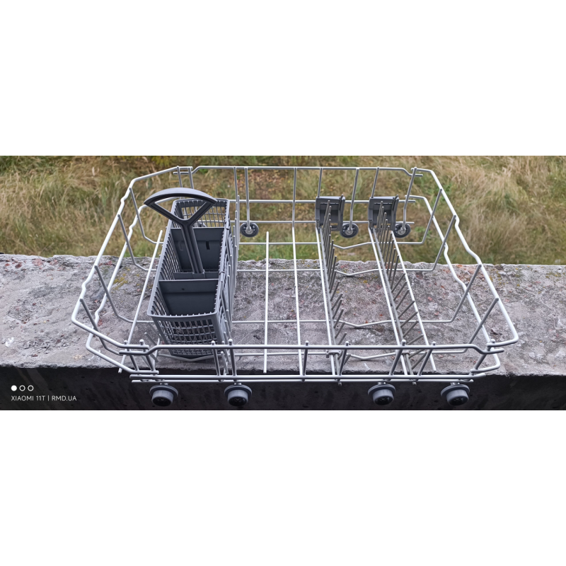 Корзина нижня посудомийки Bosh